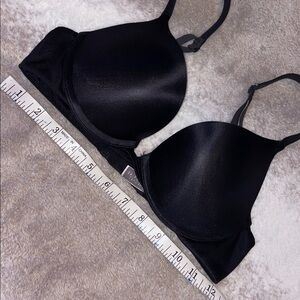 Victoria's Secret Perfect One Padded Woman Size 34B